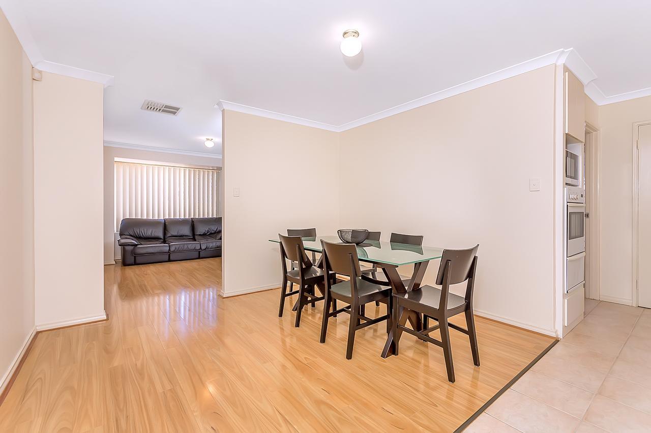 City Heights Perth Luaran gambar