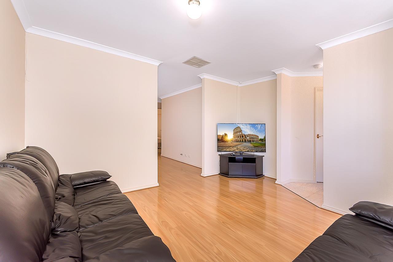 City Heights Perth Luaran gambar